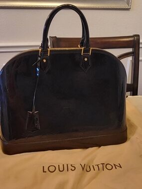 Louis Vuitton Vernis Patent Alma Handbag
